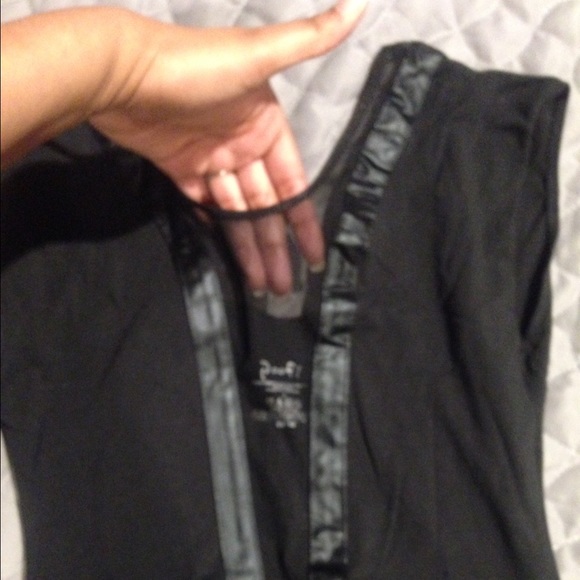 Brand new fits like a medium