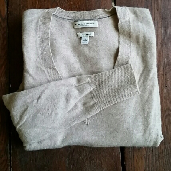 Banana Republic Cashmere Sweater
