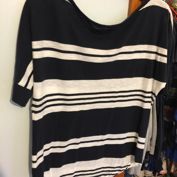 Hollister tee - Picture 4 of 4