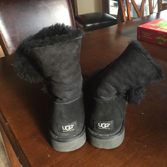 UGG BOOTS