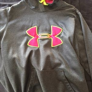 Under Armour Sweatshirt.