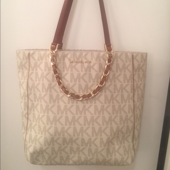 Michael Michael Kors Vanilla Harper Tote