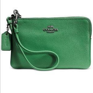 🎉SALE PRICE🎉Brand new authentic coach wristlet