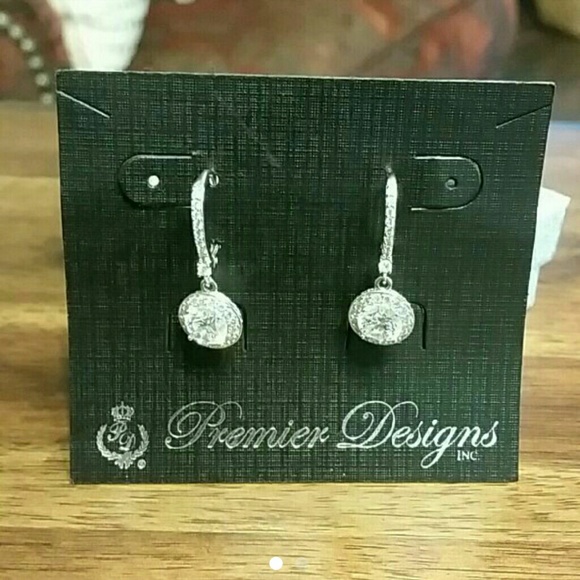 Premier Designs CZ Dangle earrings