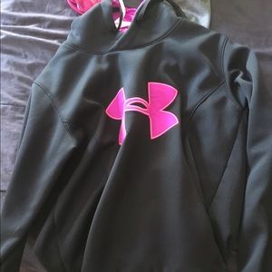 Under Armour Sweatshirt