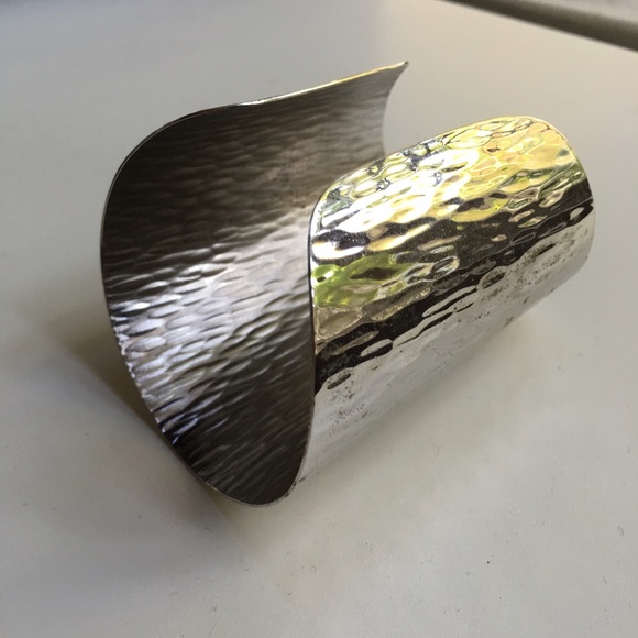 Textured Silver Metal Cuff - Picture 3 of 4