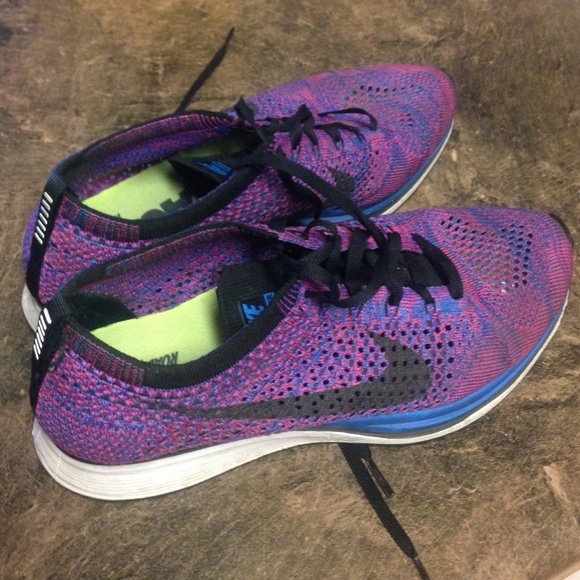 Nike flyknit racers