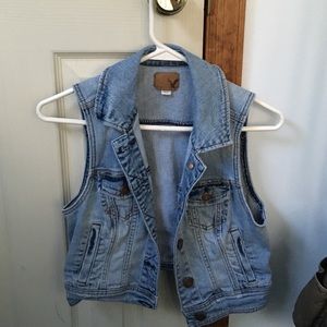 American Eagle Jean Vest