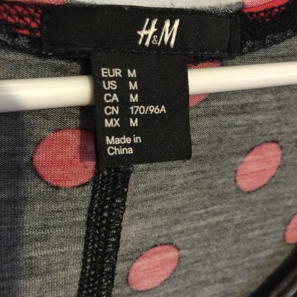 H&M blouse - Picture 2 of 4