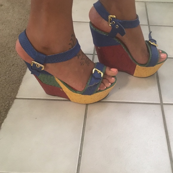 Colorful Wedges - Picture 2 of 4