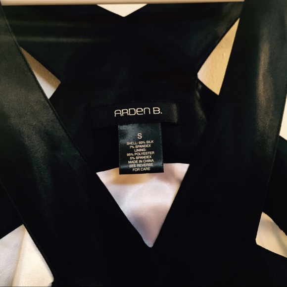 Black and white satin dressy tank top - Picture 4 of 4