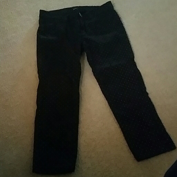 Rue 21 Black and White Capris
