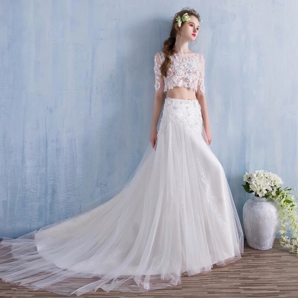 Stylish Two pieces wedding dress set - Picture 1 of 4