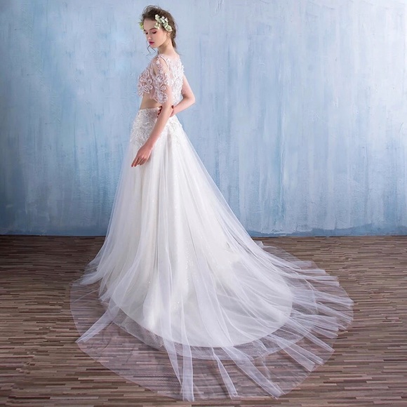 Stylish Two pieces wedding dress set - Picture 3 of 4