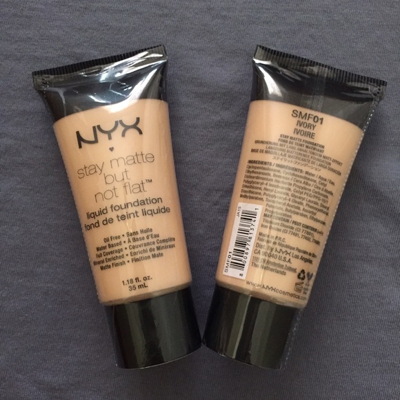 NYX Stay Matte but Not Flat foundation / Ivory