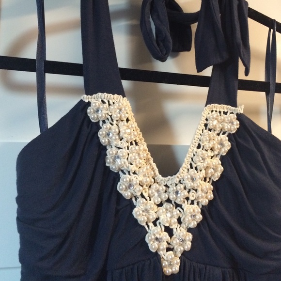 Navy halter top - Picture 2 of 2