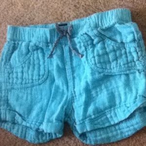 GAP SHORTS!!!