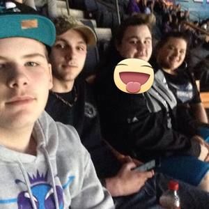 Meet your Posher, Lauren