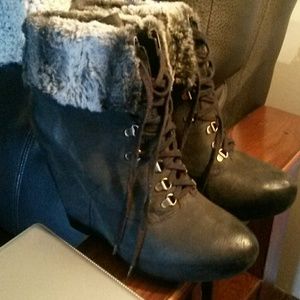 Wedge/platform booties