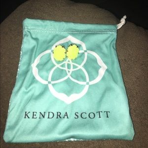 Kendra Scott Morgan Stud Earrings.