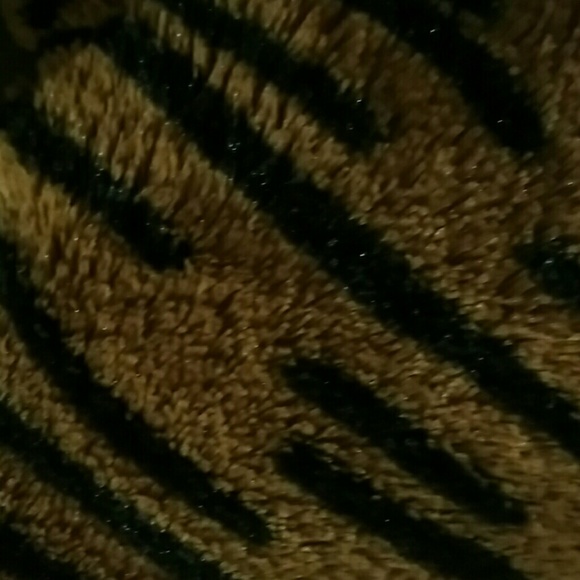 Meet your Posher, Latonya