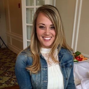 Meet your Posher, Kara