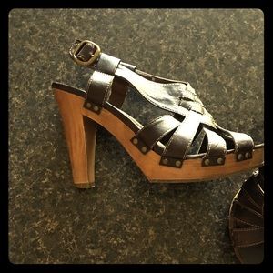 Brown high-heel sandal