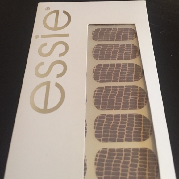 Essie Sleek STick