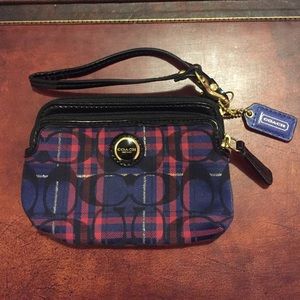 Coach wristlet ❤️⚫️💙