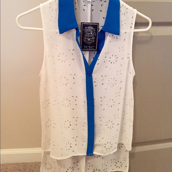 TCEC white and blue top, size S