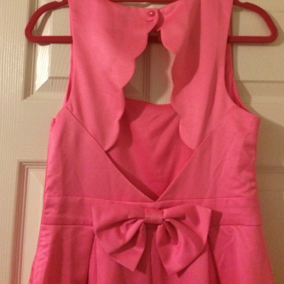 Brand new pink boutique dress with back cutout - Picture 3 of 3