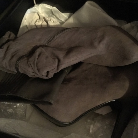 Heeled boots