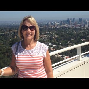 Meet your Posher, Lynn