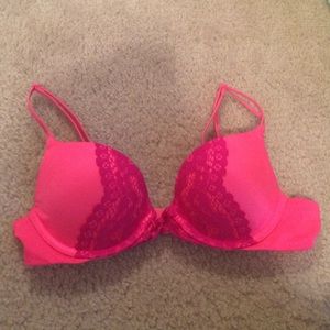 Very sexy Victoria's Secret push up bra