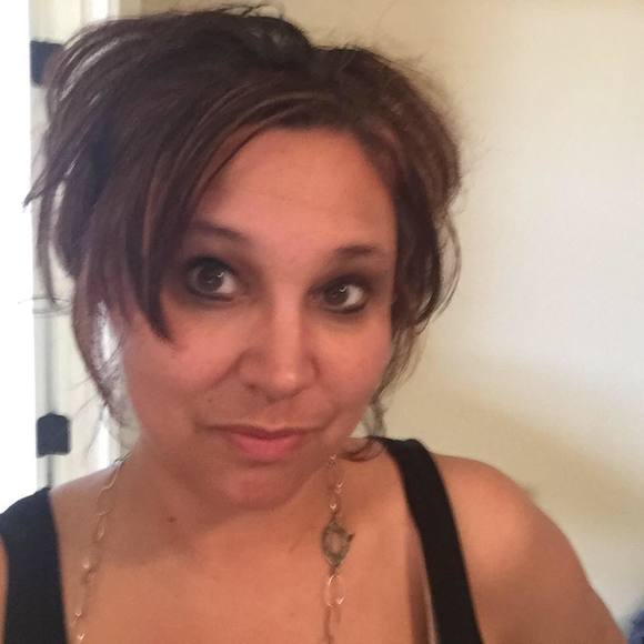 Meet your Posher, Heidi