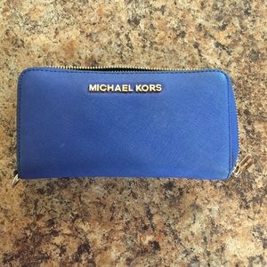 Michael kors small zip around wallet