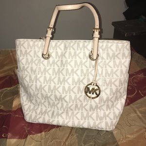 Michael Kors Jet Set bag.