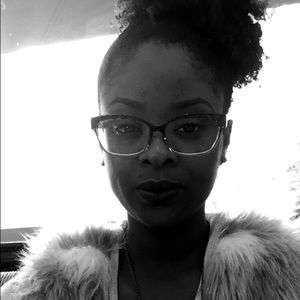 Meet your Posher, Dannielle