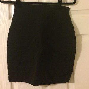 Bodycon black skirt