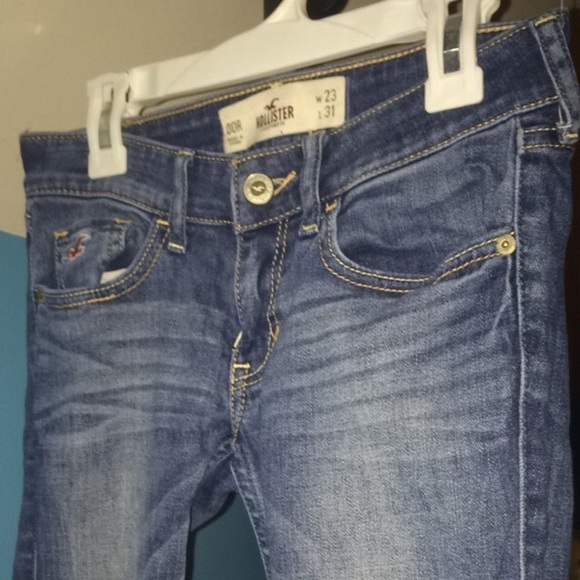 Hollister Ripped lightwash jeans - 00 super skinny