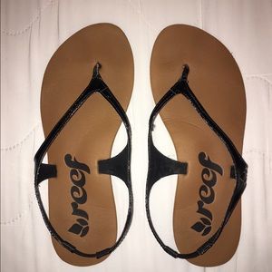 Reed sandals