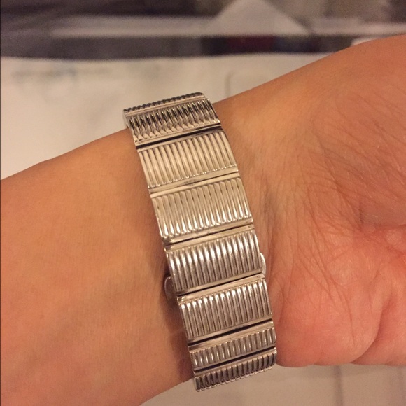 Movado diamond watch black dial - Picture 4 of 4