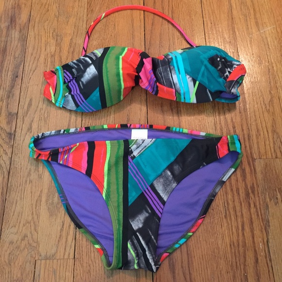 Xhilaration Swimsuit 2PC