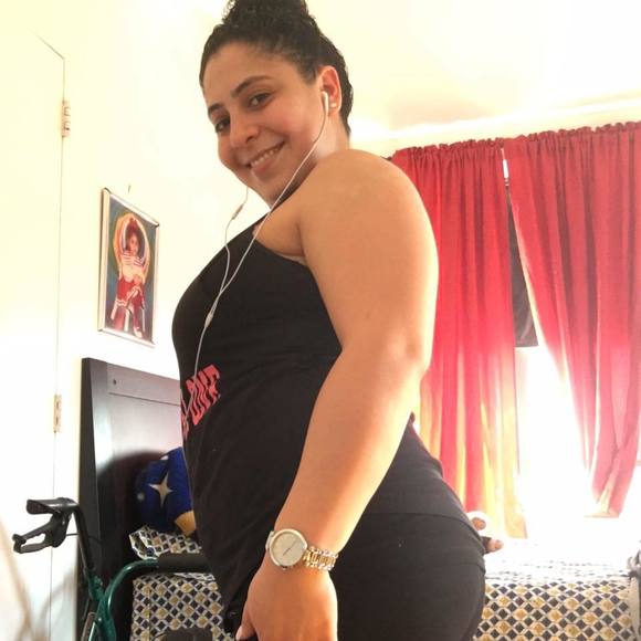 Meet your Posher, Julie - Picture 1 of 1