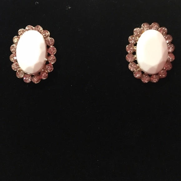 SOLD - Picture 3 of 4