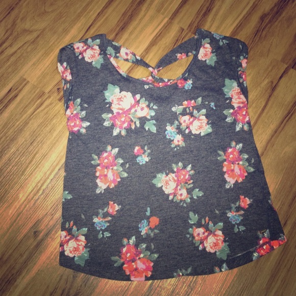 Floral Pocket Tee