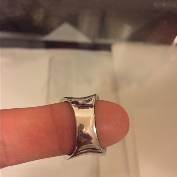 White gold plated ring with crystal - Picture 3 of 4