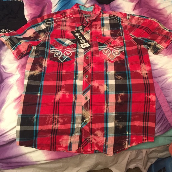 Affliction shirt