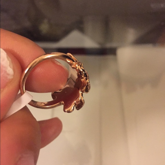 Rose gold plated right with crystal - Picture 2 of 3