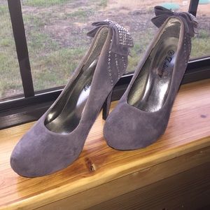 💥QUICK SELL💥 Very Cute Women's Heels